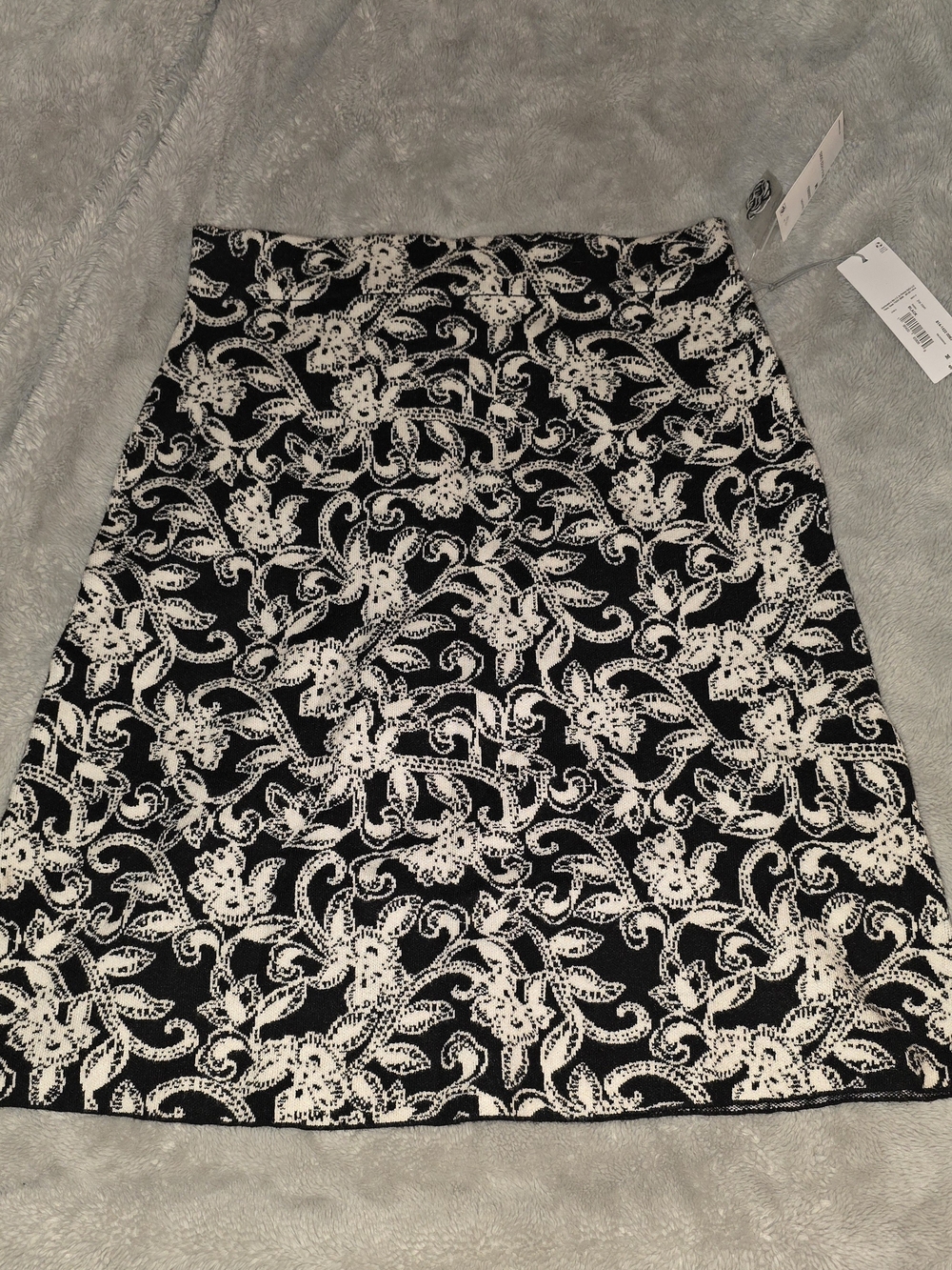 Liz Claiborne Black and White Floral A-Line Skirt